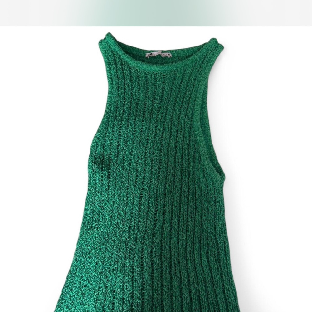 Green Sleeveless Knit Top